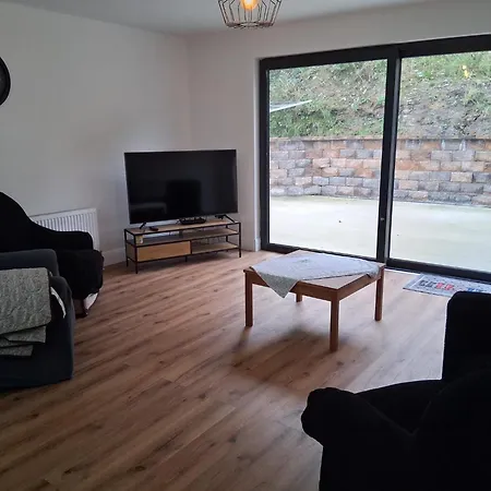 別荘 Railway House, Halfway Ballinhassig