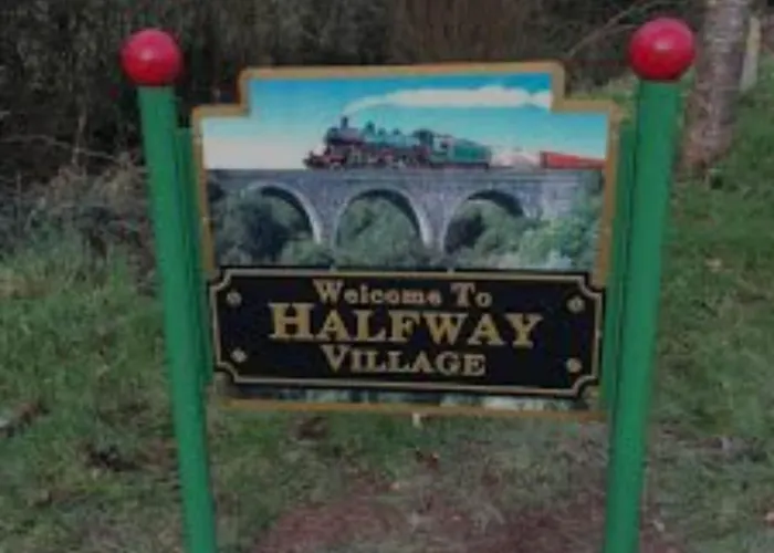 Railway House, Halfway * Ballinhassig